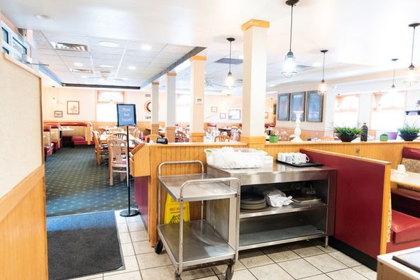 400 W South St, Plano, IL 60545
